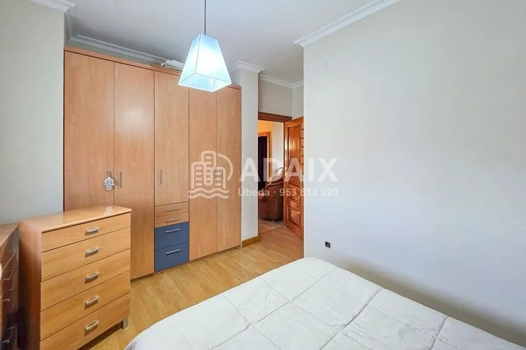 Bedrooms - Chalet with Pool in Baeza, Jaén