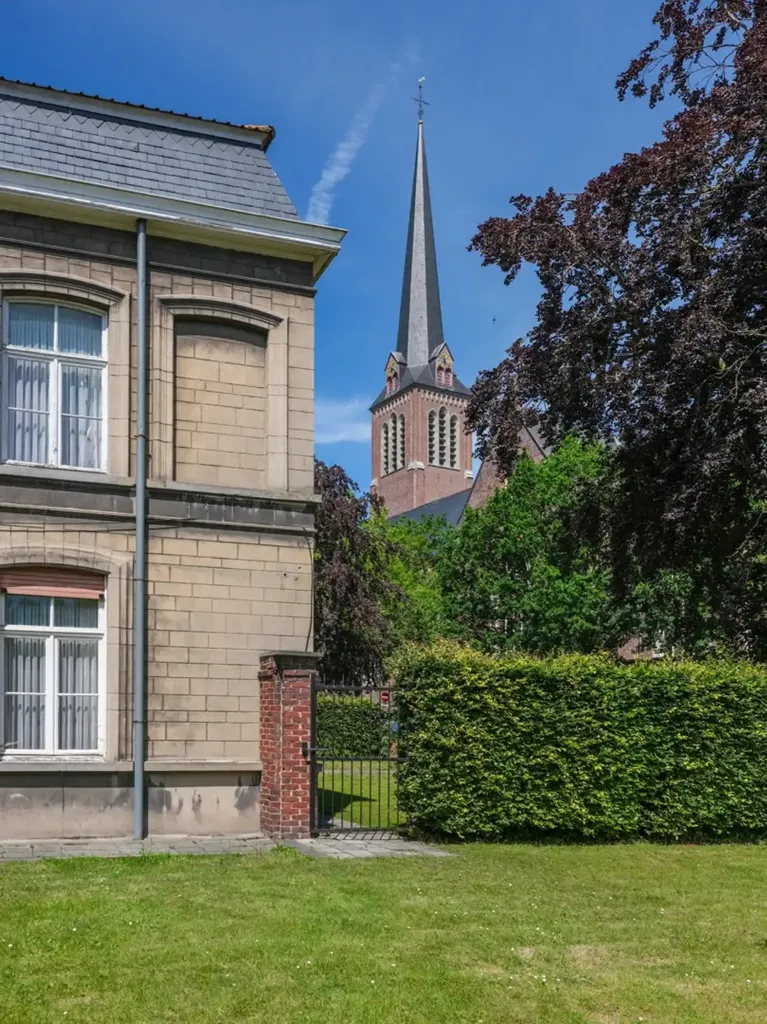 Esterno - Historic Pastorate with Potential in Town Centre