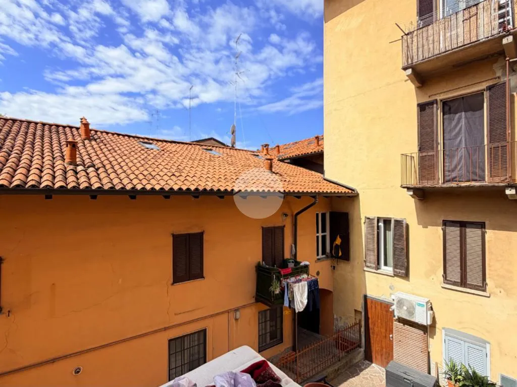 Aed - 2-Bedroom Flat with Balcony in Cermenate, Milan