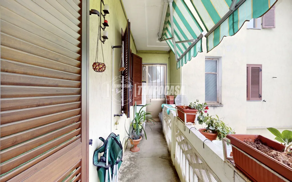 Balcon - Apartment with Balcony in Orbassano Centre