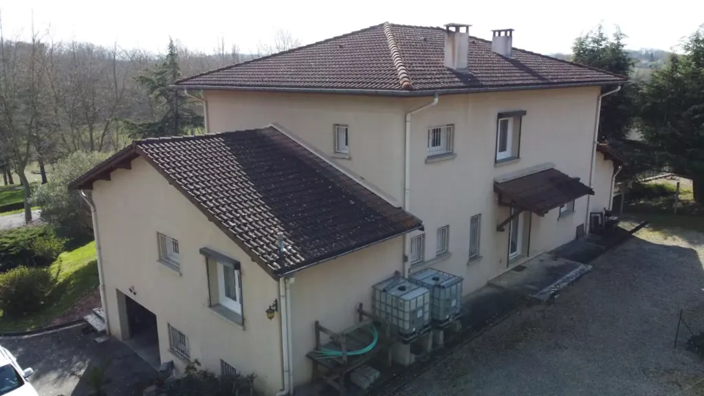 Õhuvaade - Villa with Lake View in Quiet Setting