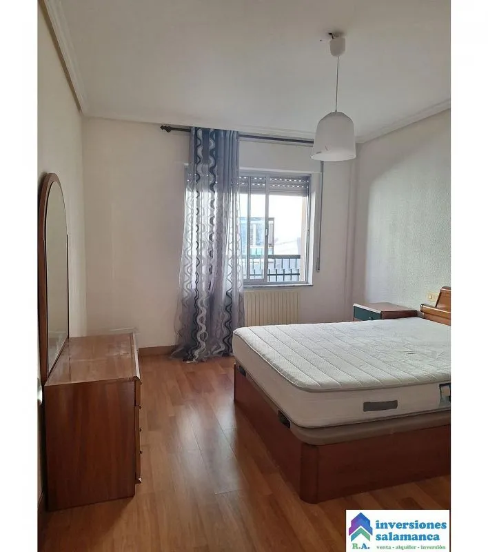Magamistoad - Amueblado Flat with South Orientation in Carmelitas