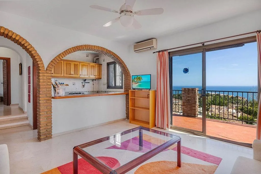 Elutuba - Apartment with Sea View and Pool in Benalmádena