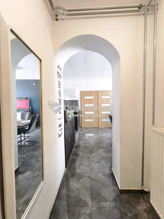 Ingresso - Spacious 3-Bedroom Flat near Centre in Ercsi