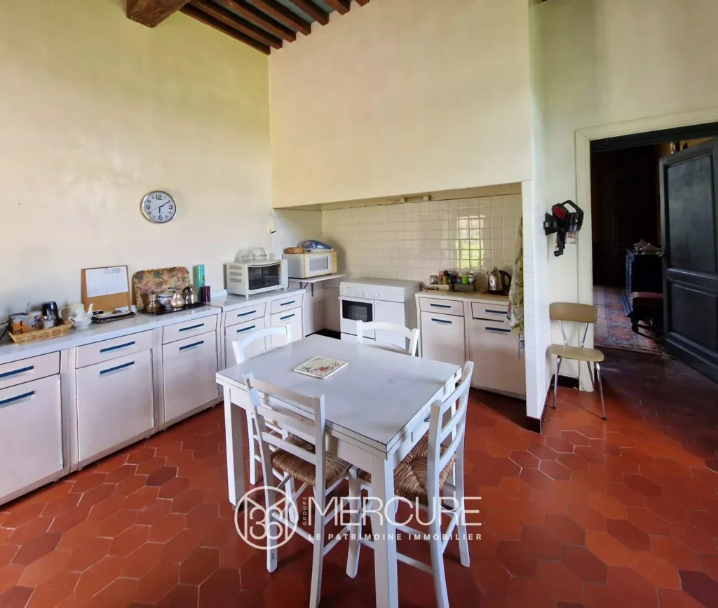 Cucina - Historic Chartreuse with Courtyard in South Gironde