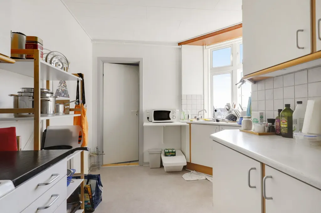 Cucina - Classic 2-Bedroom Apartment with Bay Window in Denmark