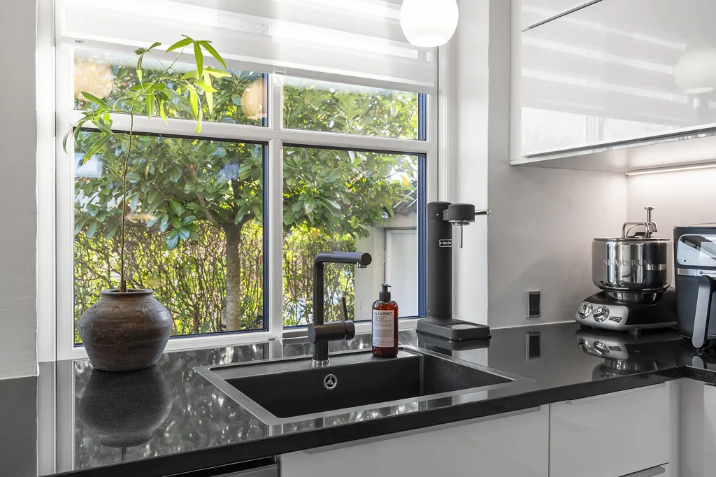 Cucina - Classical Muremester Villa with Orangery in Sankt Klemens