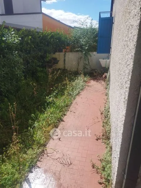 Jardin - Ground Floor Trilocale with Garden in Camaiore