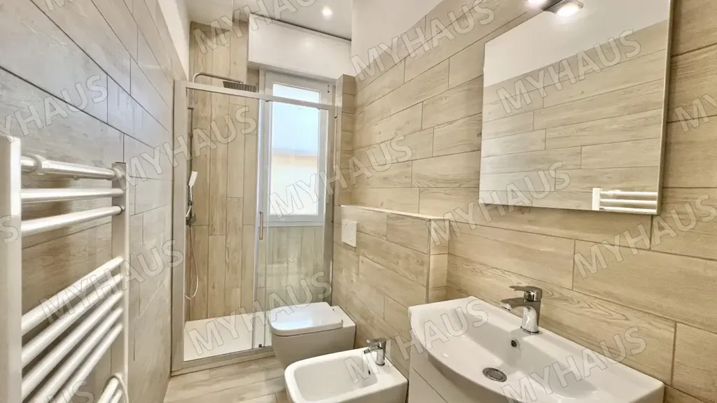 Salles de bain - Rearranged Apartment with Sea View in Cervia
