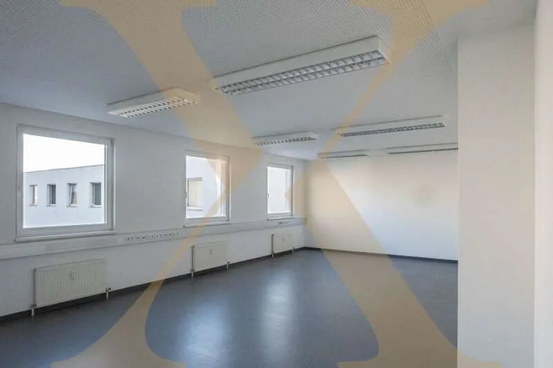 Bureau - Office Space with Parking in WDZ 2, Wels