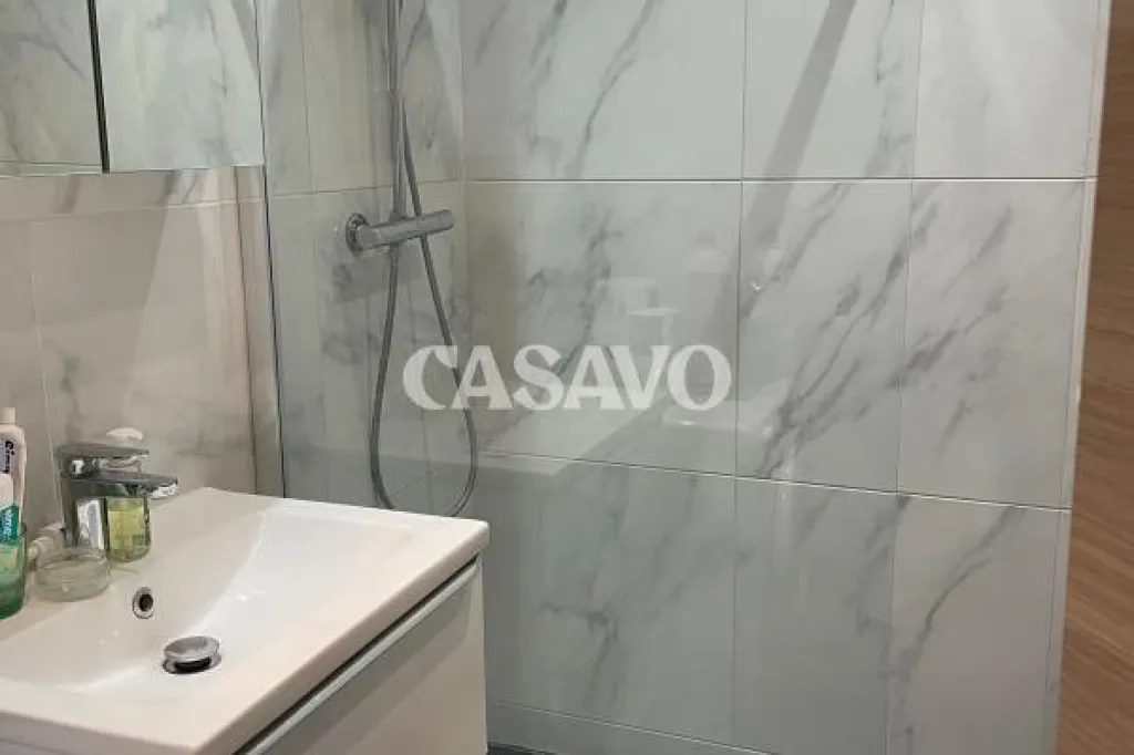 Bagni - Renovated 2-Bedroom Flat with Balcony in Vallauris