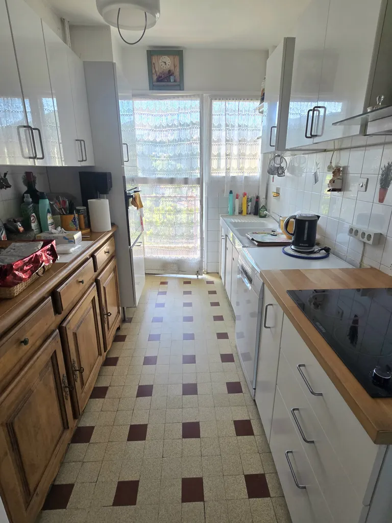 Kitchen - T3/4 with Terraces in St Tronc, Marseille