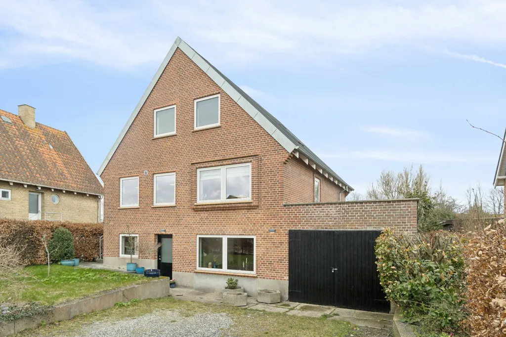Maison 4 pièces à Grenaa