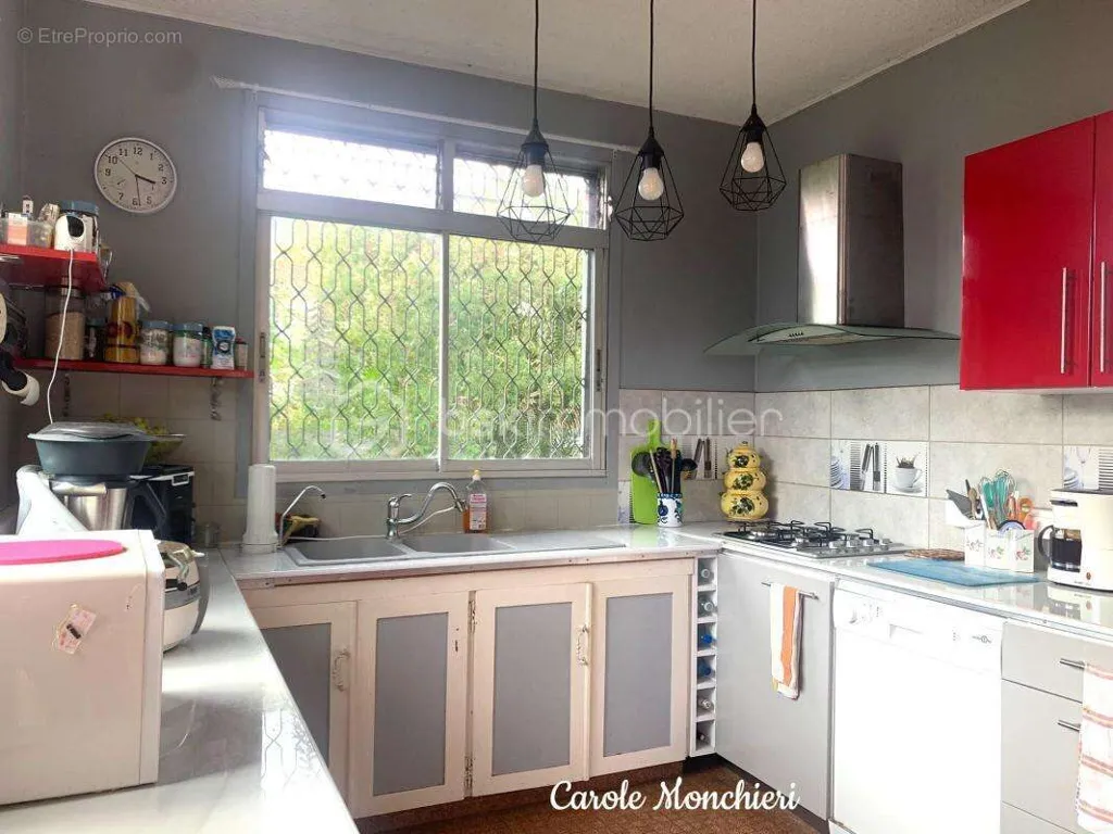 Cuisine - Maison avec Atelier et Studio à Basse-Terre