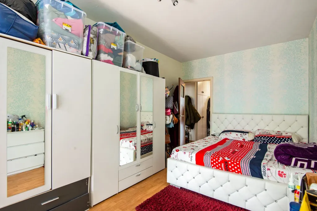 Chambres - Appartement avec Garage au Centre de Mortsel