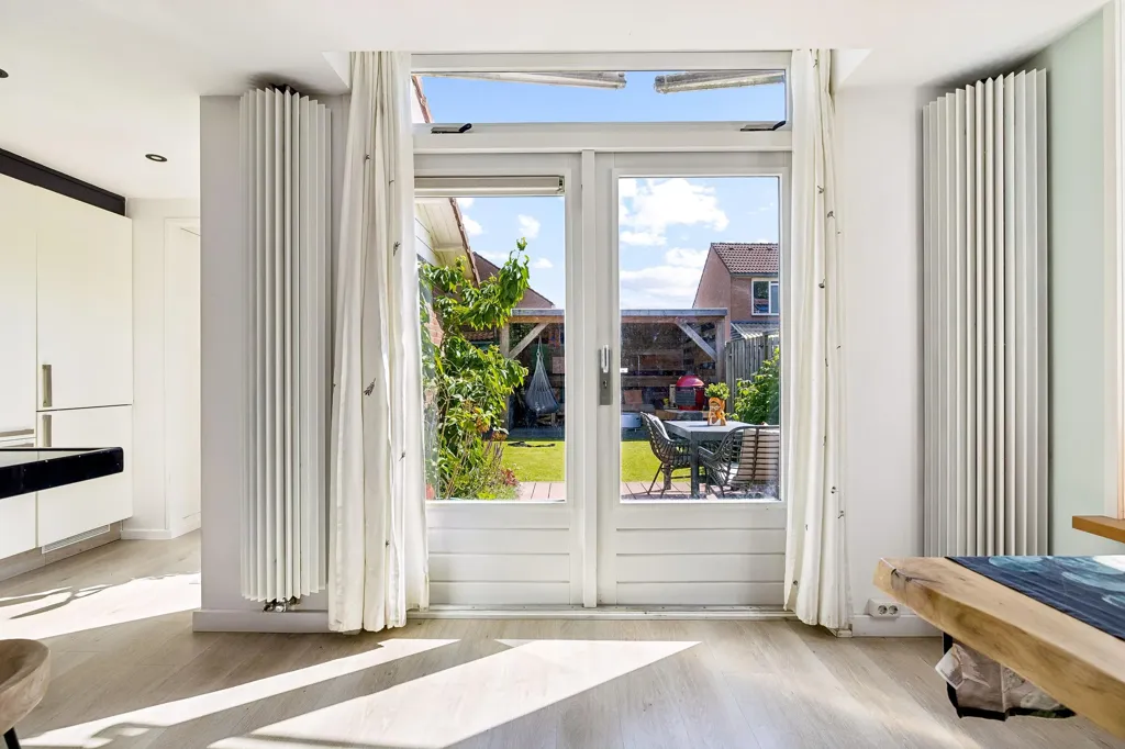 Séjour - Corner House with Garden at Forest Edge in Lelystad