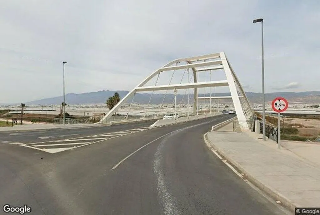 Occupied Flat on Carretera Mojonera – Cortijos de Marín