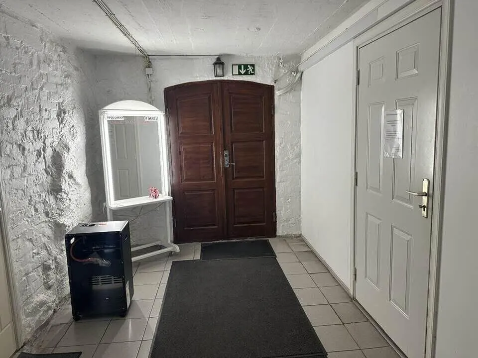 Entrée - Apartment with Balcony in Tartu City Centre