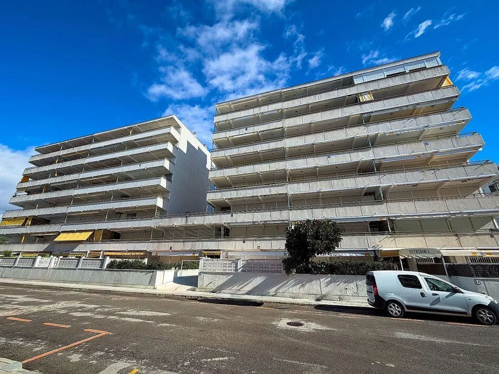 Välivaade - Contemporary Apartment with Sea View in Platja de Calafell