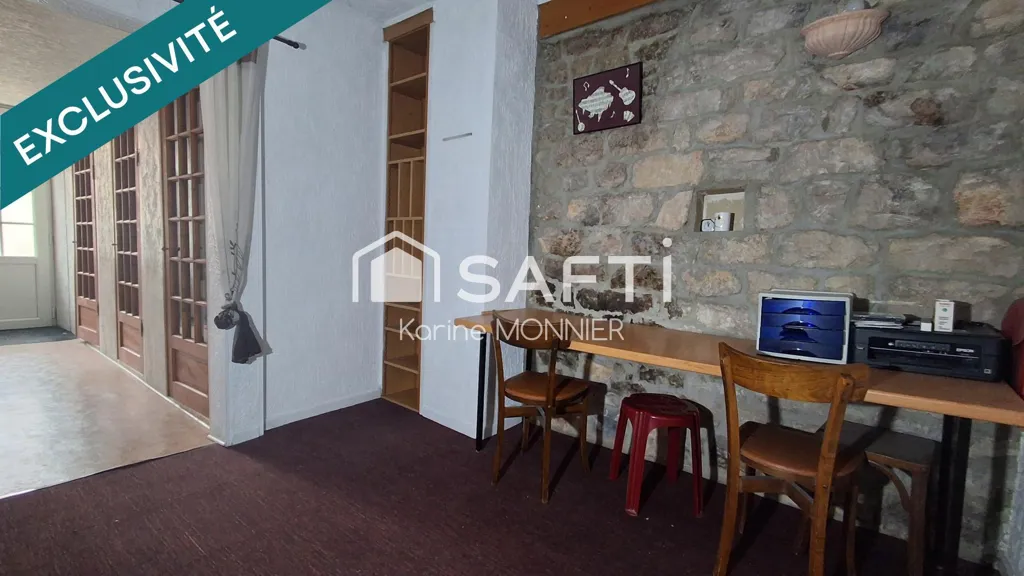 Söögituba - City Centre House with Parking in Champagnole