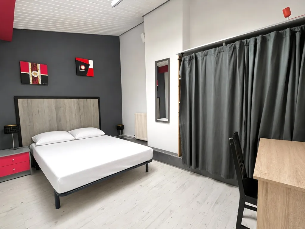 Chambres - Duplex Familial en Pierre au Bois du Bouscat