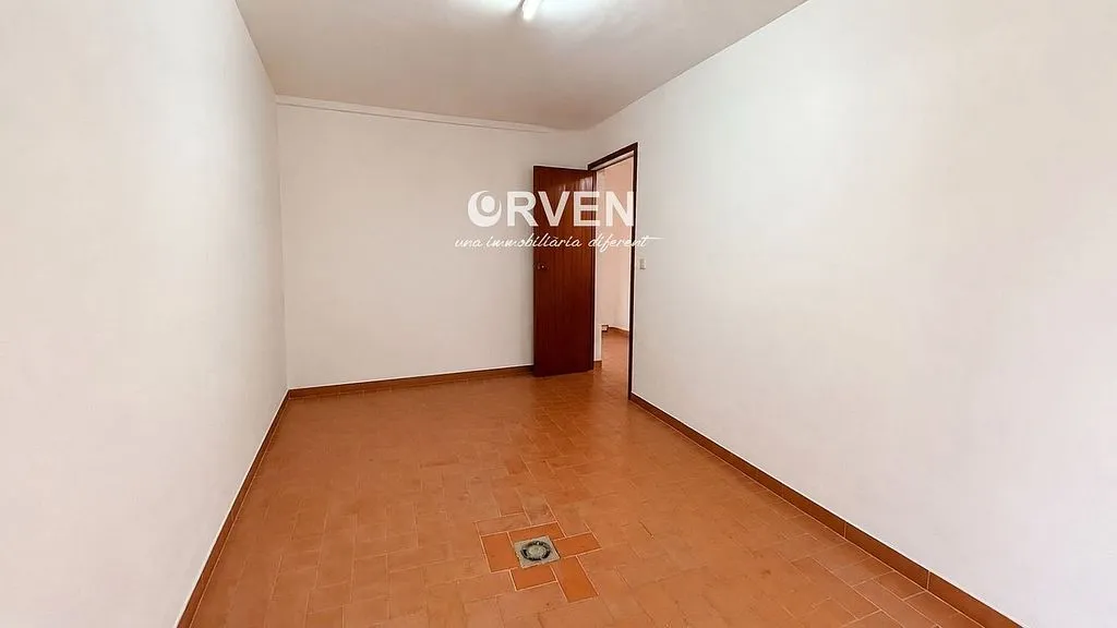 Esik - Terraced House with Terrace in Cunit