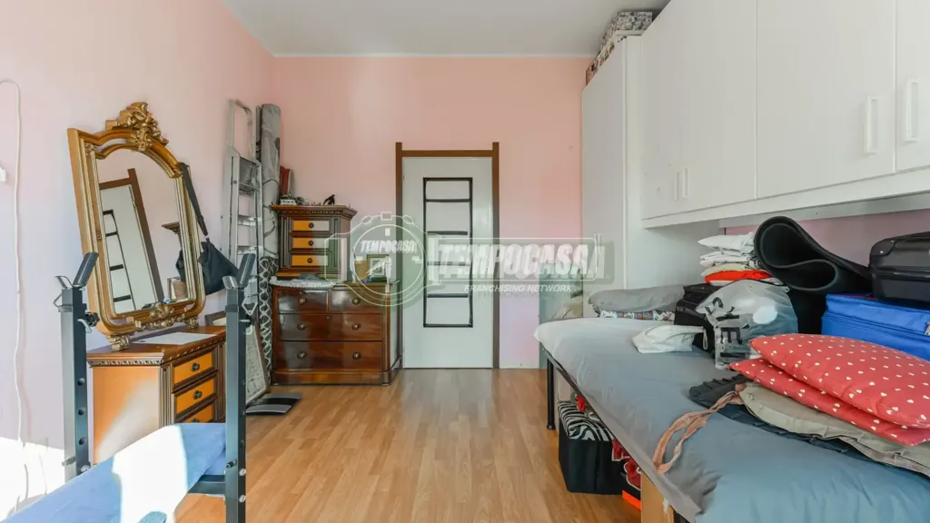 Magamistoad - Spacious Apartment with Balcony in Carnate