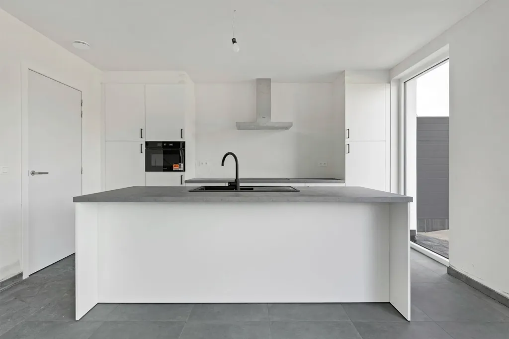 Contemporary Semi-Detached Home in New Development