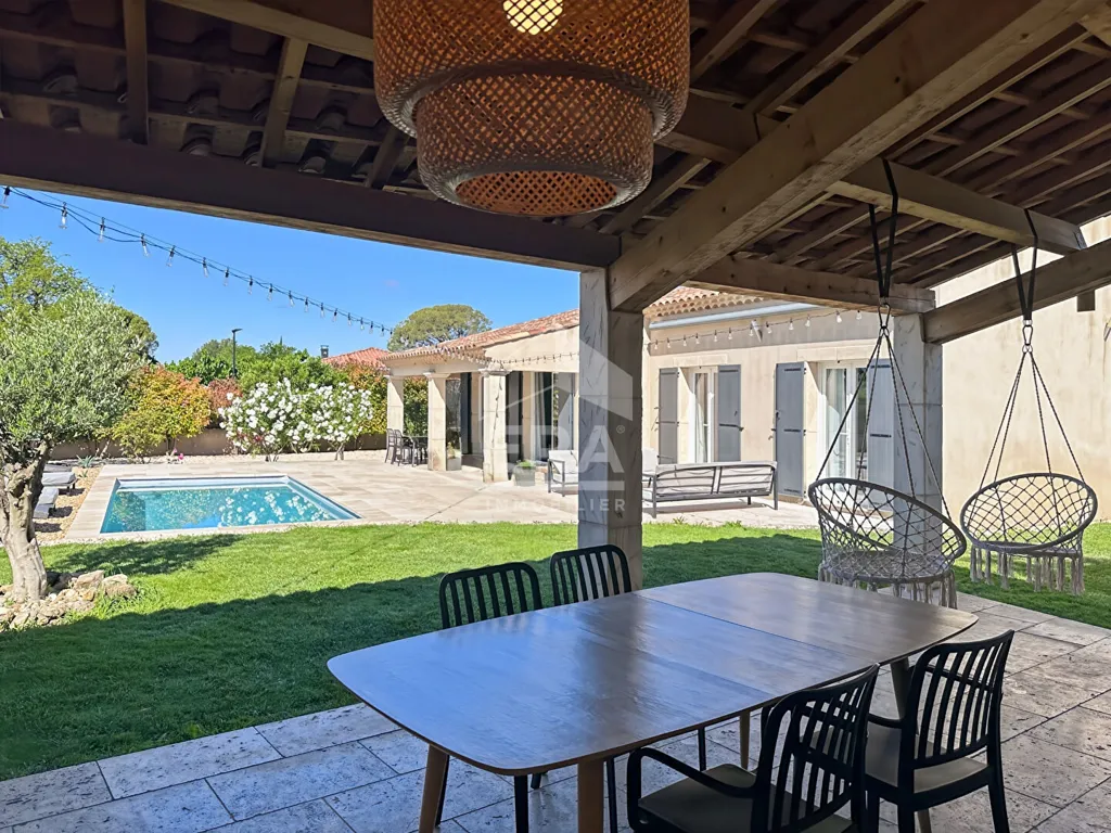 Terrass - Modern House with Pool in Mollégès