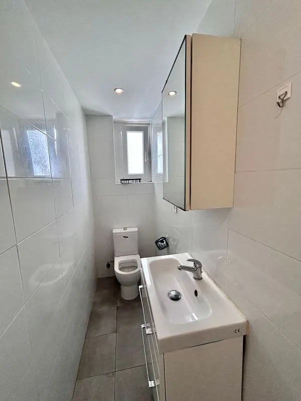 Salles de bain - Characterful Flat with Patio View in Vitoria