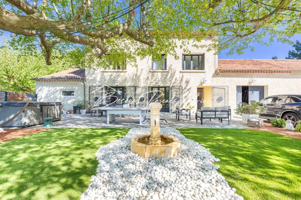 Aed - Provençal Mas with Pool in Sarrians