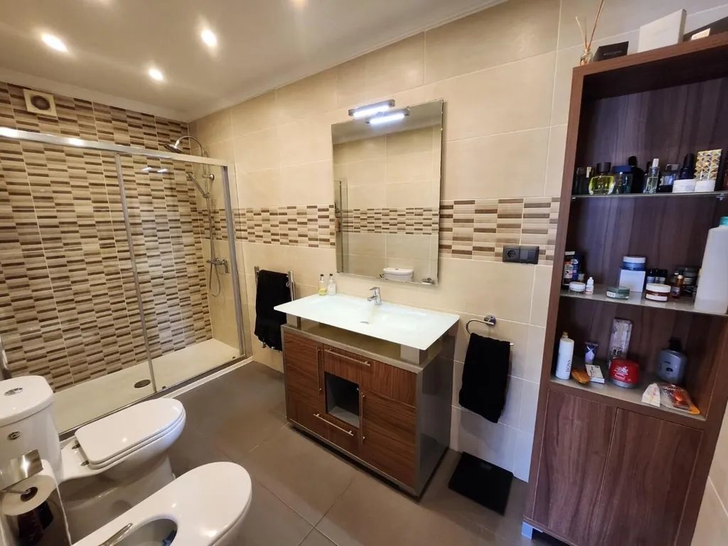 Bathrooms - Renovated Apartment with Terrace in Nerja