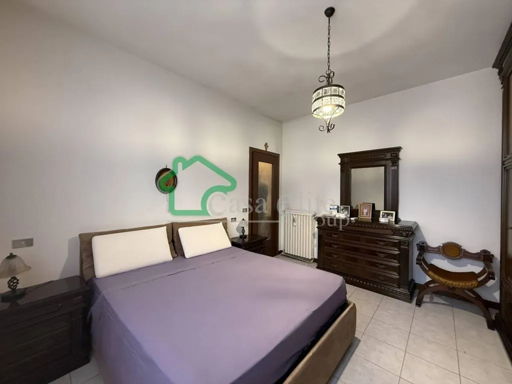 Chambres - Elegant Triplex with Balcony in Lodi