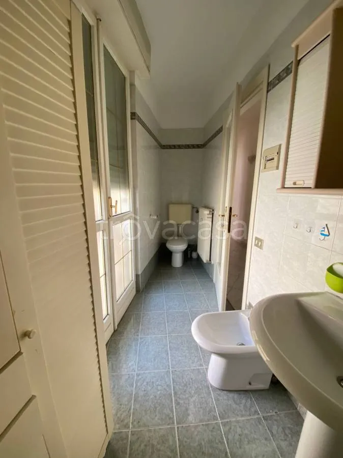 Salles de bain - Penthouse with Panoramic View in Sanremo