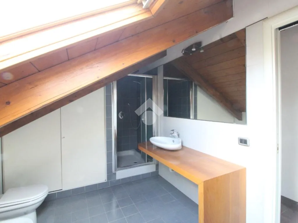 Rooms - Restored 4-Room Apartment in Pianezza