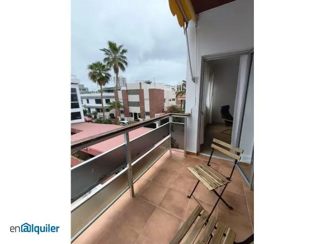 Balcon - Apartment with Pool in City Centre