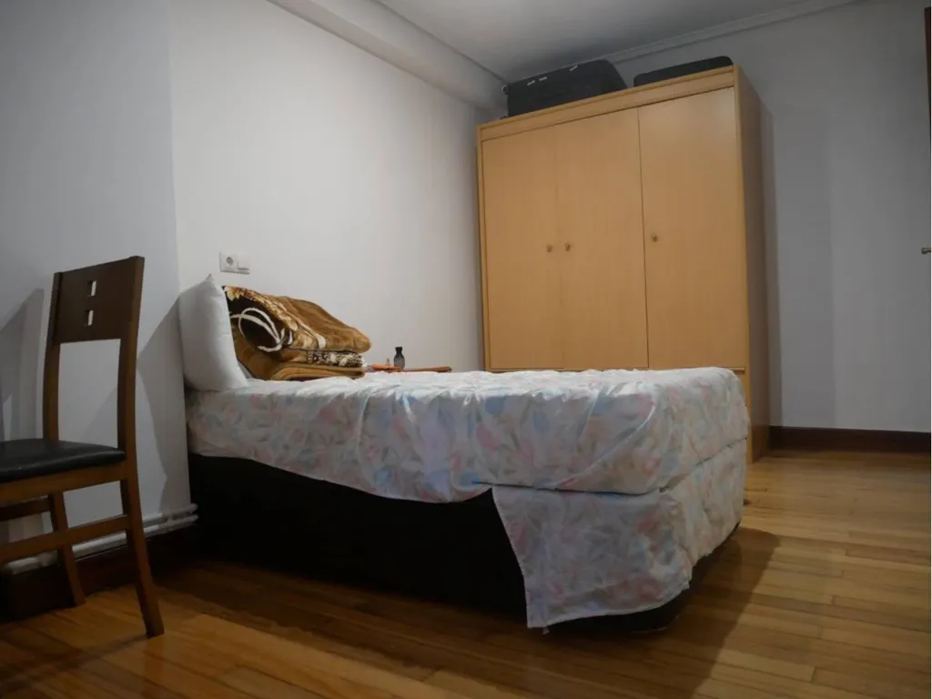 Magamistoad - Bright Flat with Balcony in Kalero