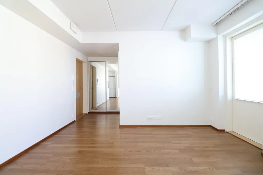Toad - Corner Flat with Balcony in Aviapolis, Vantaa