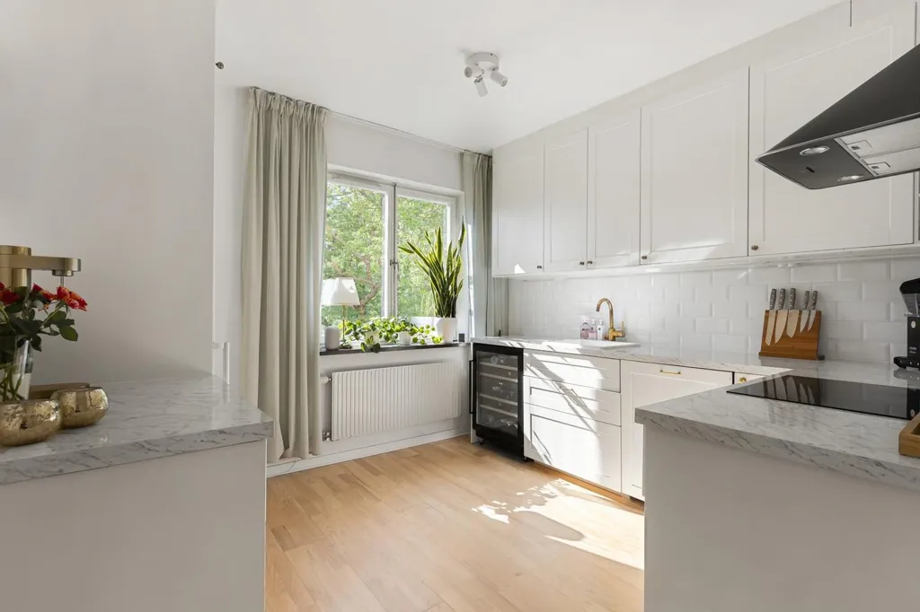 Köök - Apartment with Balcony in Sundbyberg