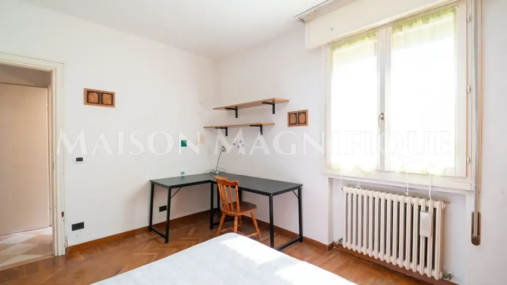 Magamistoad - Third Floor Flat with Lift in Ferrara Centre