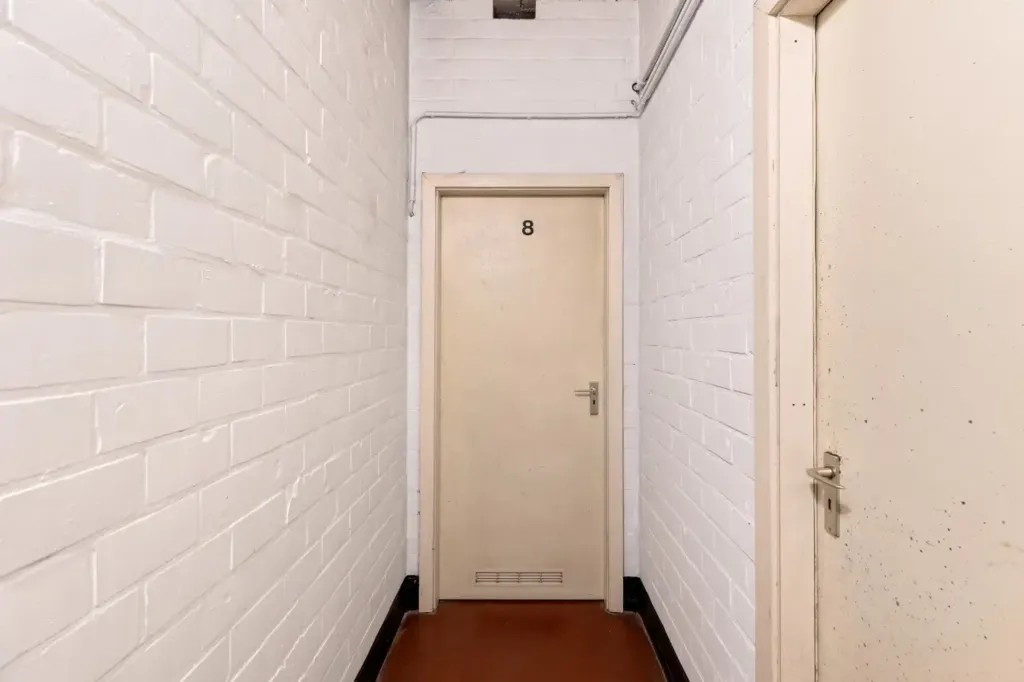 hallway_entrance