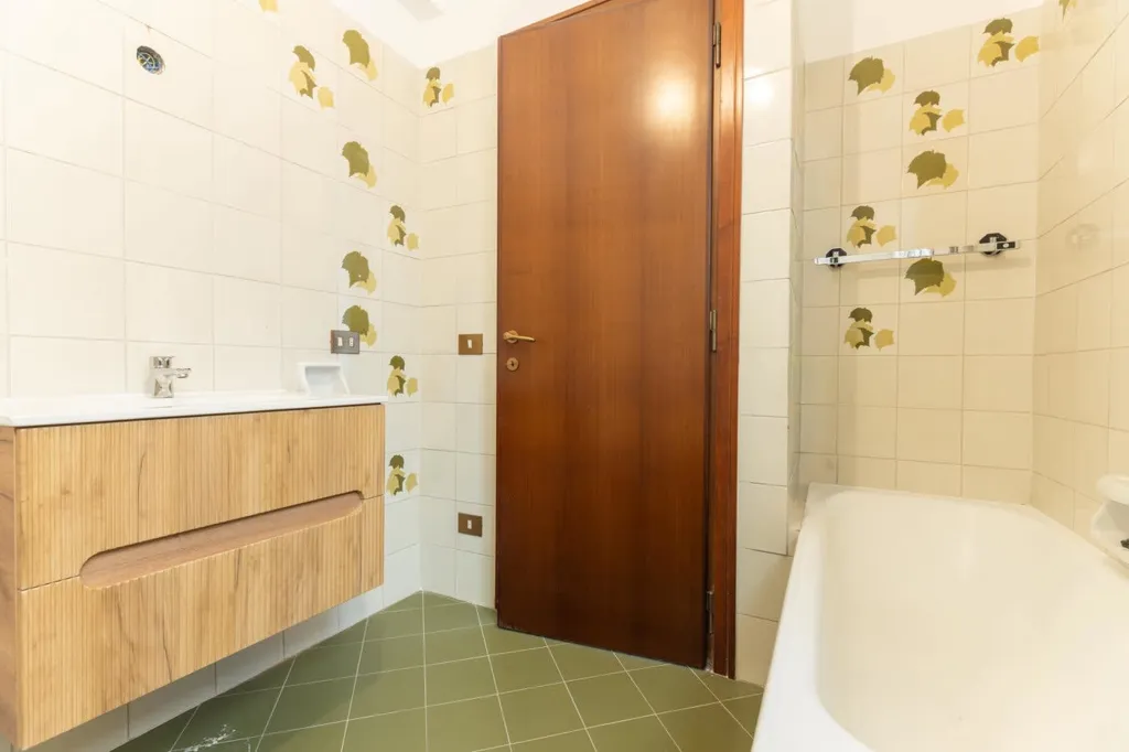Salles de bain - Four-Bedroom Apartment with Terrace in Rome