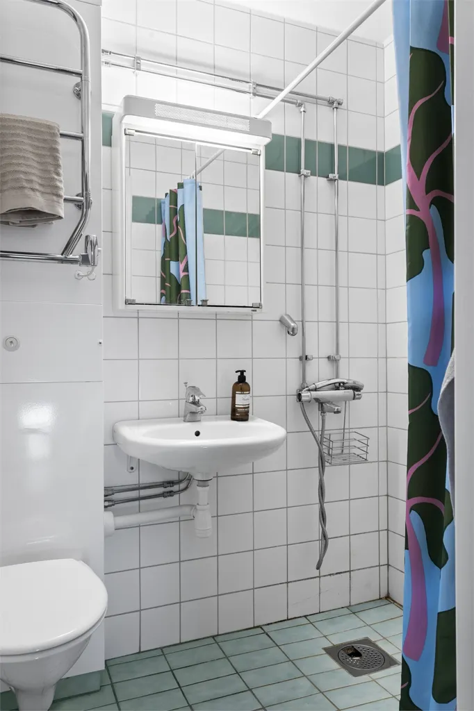 Salles de bain - Renovated Studio Flat with Central Location in Falkenberg