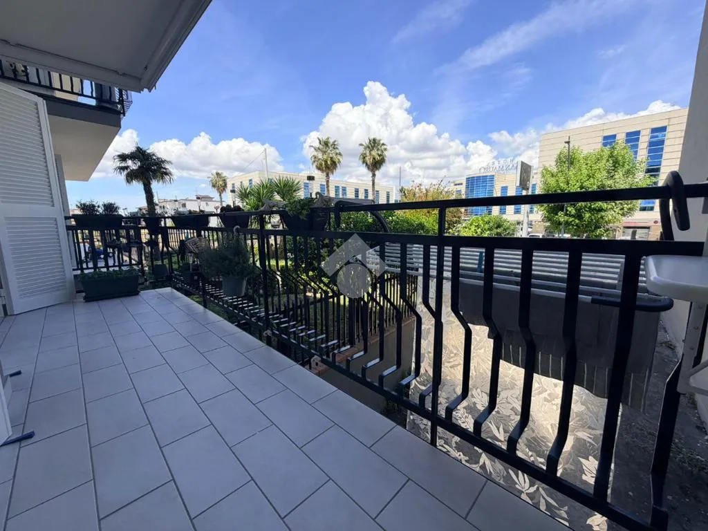 Balcon - Trilocale with Garden in Volla