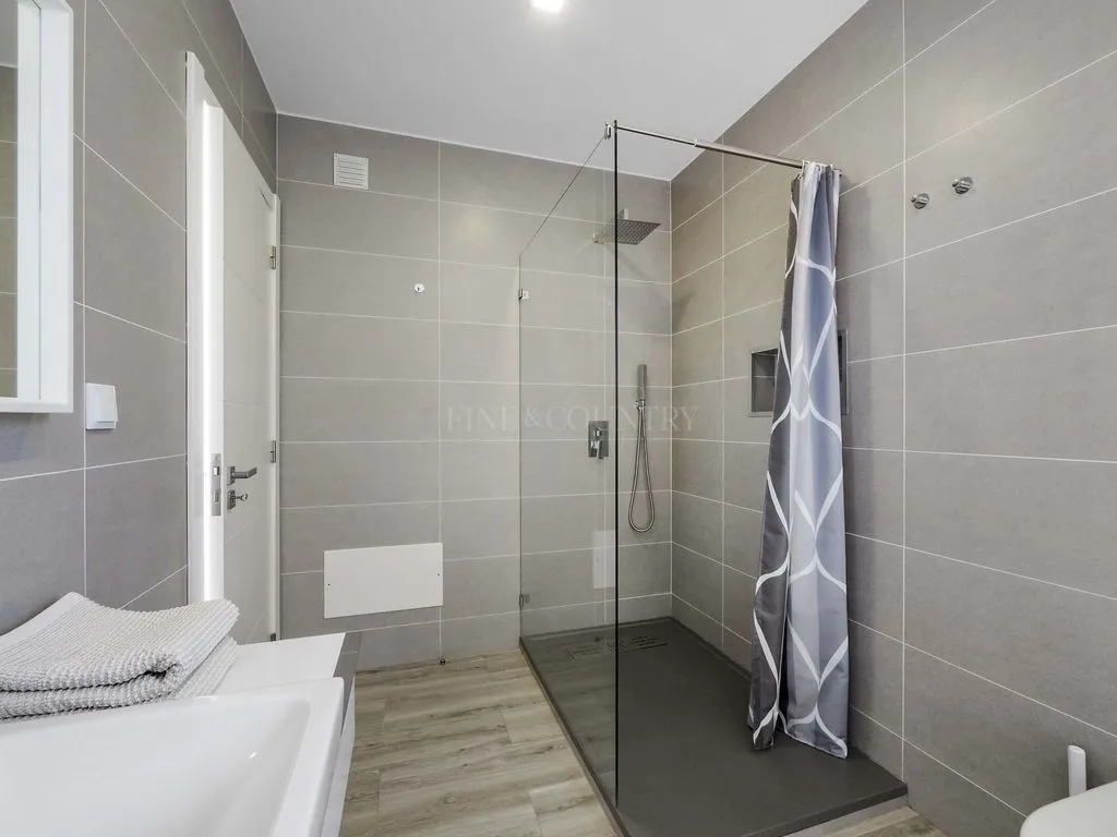 Salles de bain - Contemporary Villa with Pool in Lagoa
