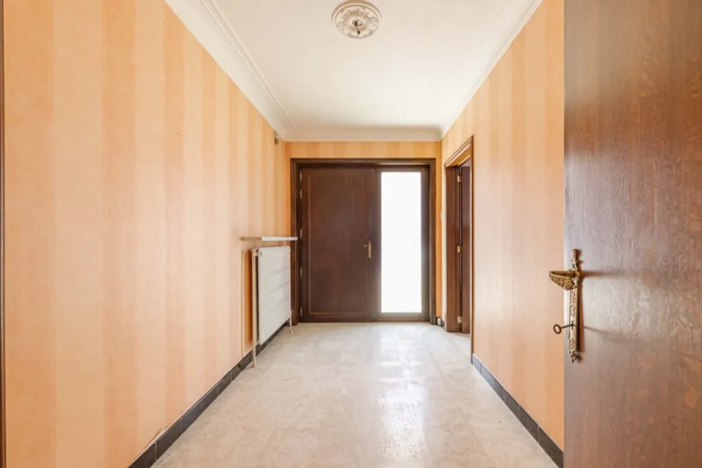 Entrée - Bungalow à rénover avec jardin à Wakken