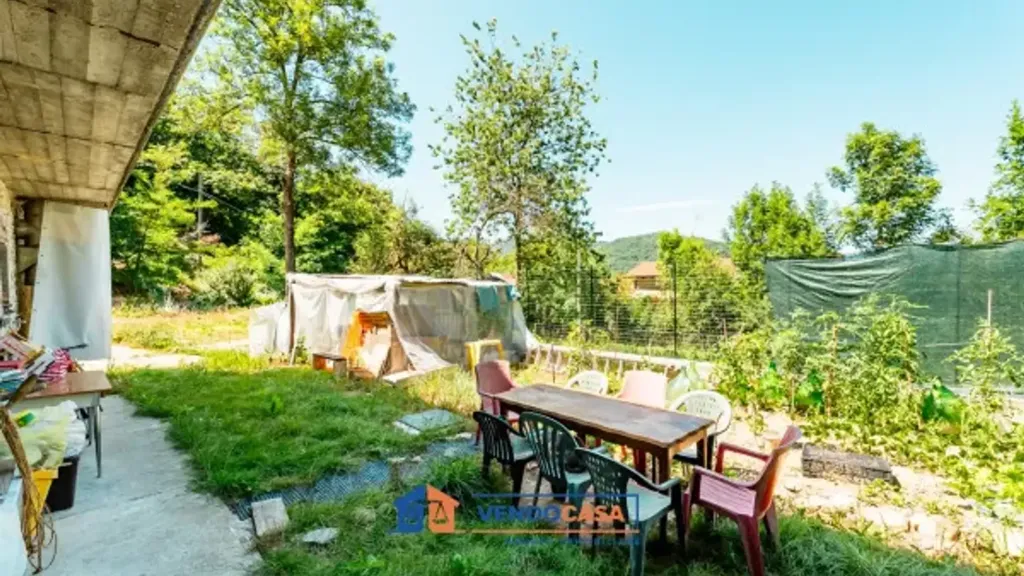 Jardin - Restaurated Villa with Garden in Borgo San Dalmazzo
