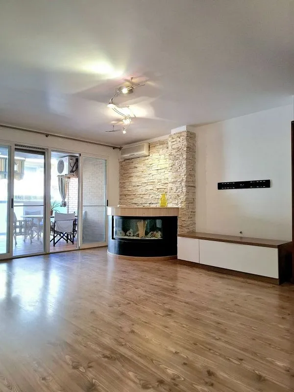 Elutuba - Apartment with Terrace in Burjassot