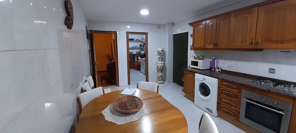 Cuisine - Chalet with Garden and Air Conditioning in Elche