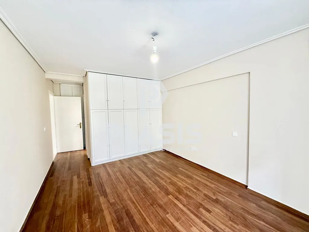 Chambres - Renovated Apartment with Balcony in Glyfada